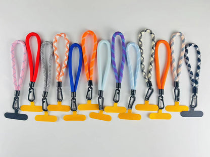 Universal phone lanyard in black