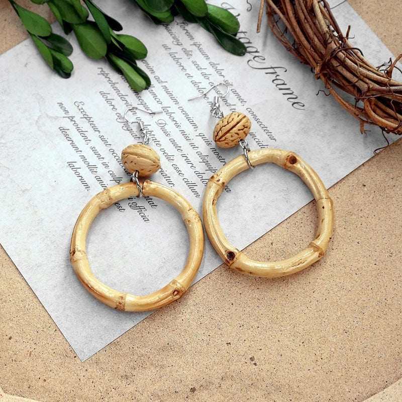 Versatile chic earrings for women