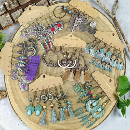 Elegant Vintage Earrings for Women - Image 10