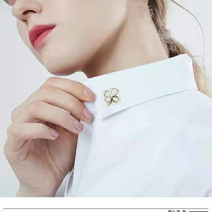 Stylish alloy brooch with floral design