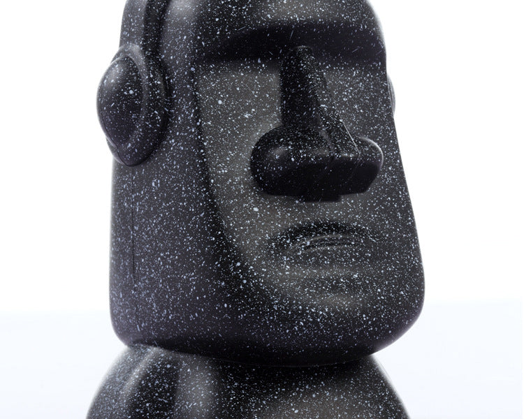 Bluetooth speaker in use image 7
