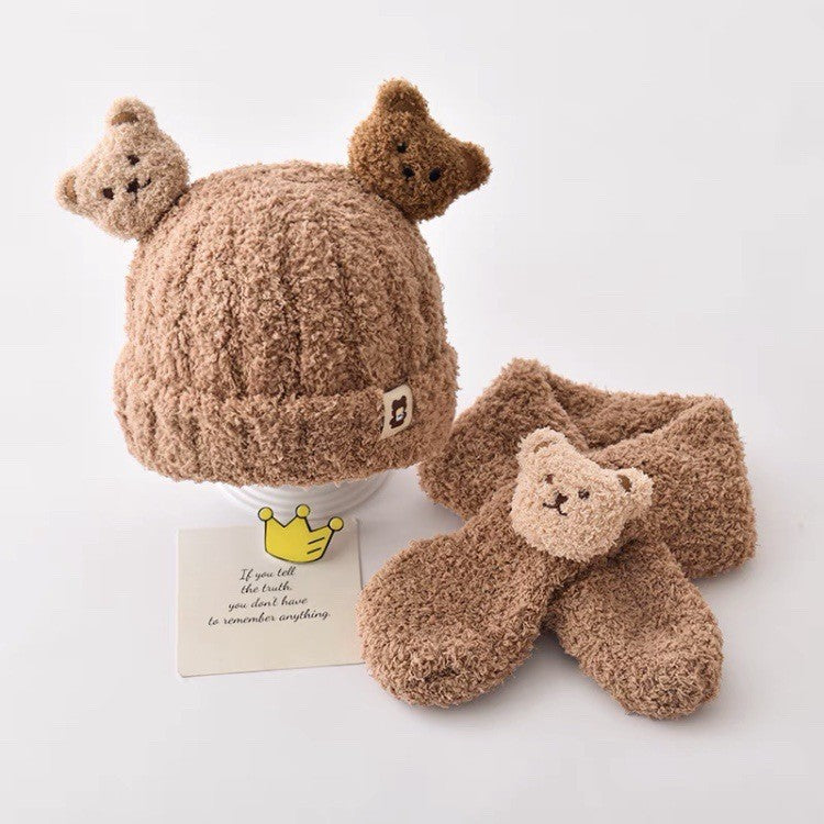 Baby winter hat set with plush bear design image 1
