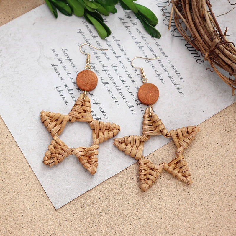 Eco-friendly lightweight ear accessories