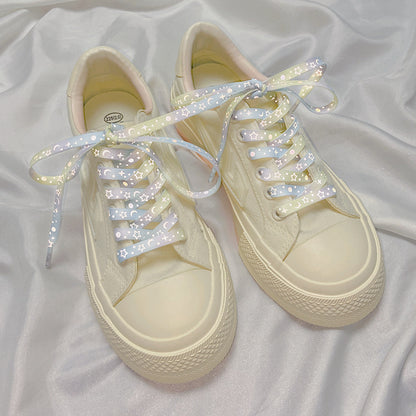 Different colors of shoelaces for men's and women's shoes
