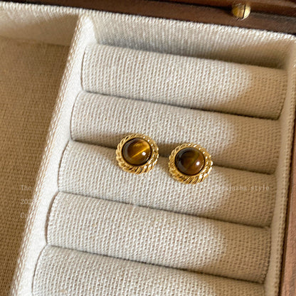 Fashion jewelry featuring tiger eye stones