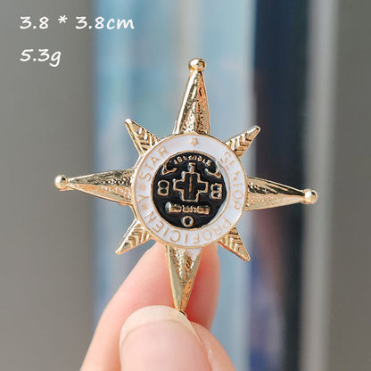 Elegant brooch with unique animal motif