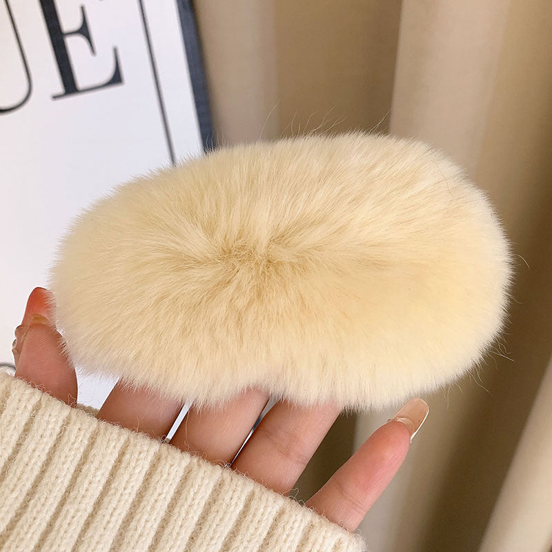 Elegant fur hair accessory for women