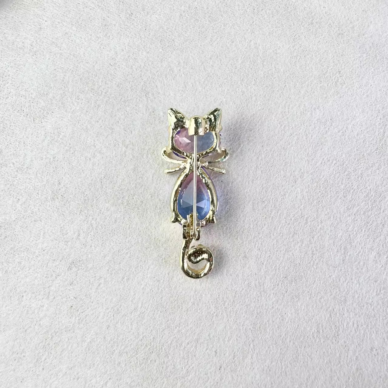 Colorful cat brooch image 1