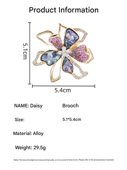 Fashion accessory brooch with sparkle