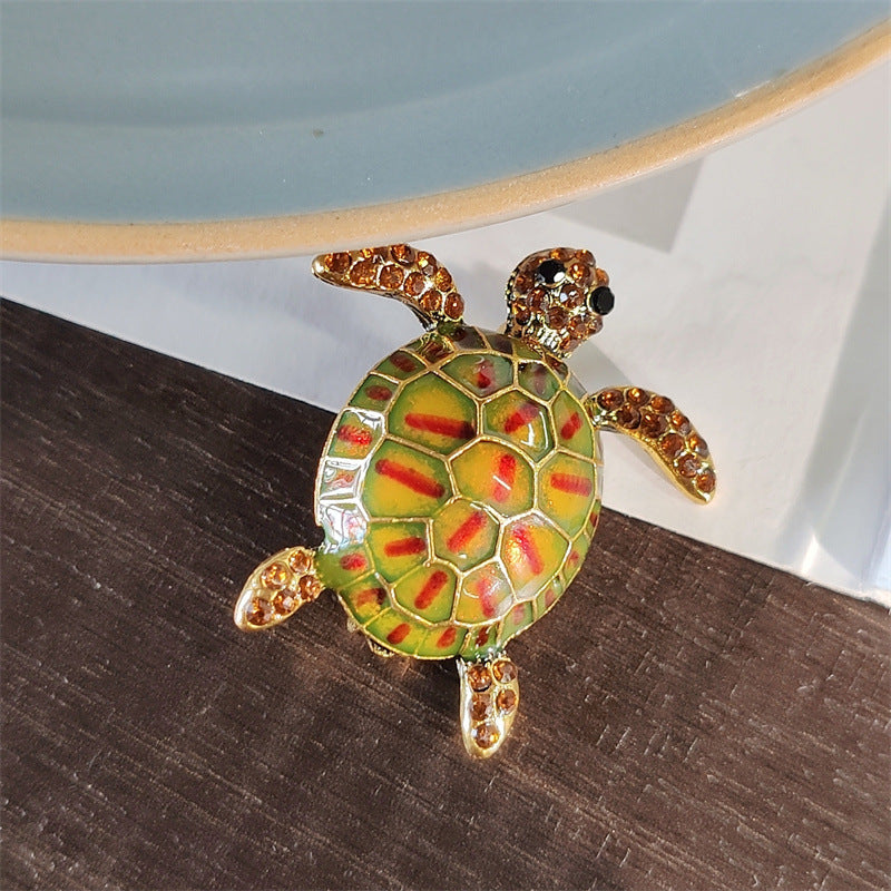 Stylish vintage turtle pin accessory image 2