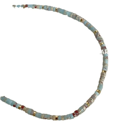 Fashionable necklace featuring unique stone design