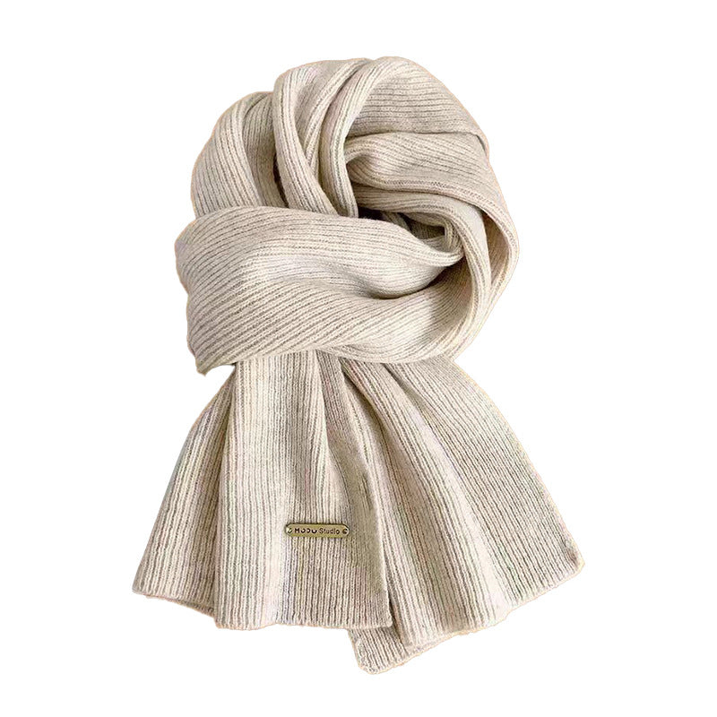 Fashionable scarf in blue